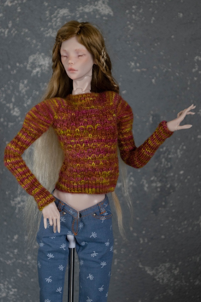 Handknitted sweater for chimeradoll