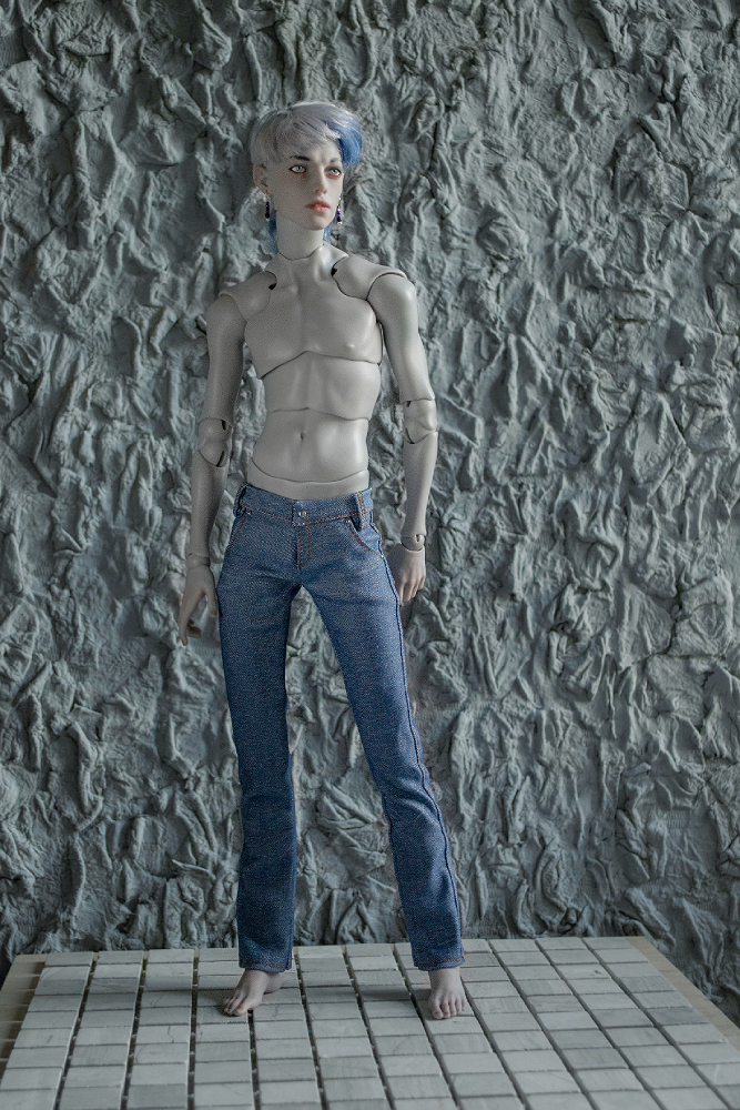 Low fitting blue jeans for Spirit Imprint Boy and the same sized fashion BJD men.