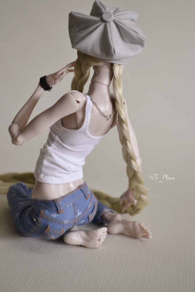 Stylish jeans for chimera doll by three mice