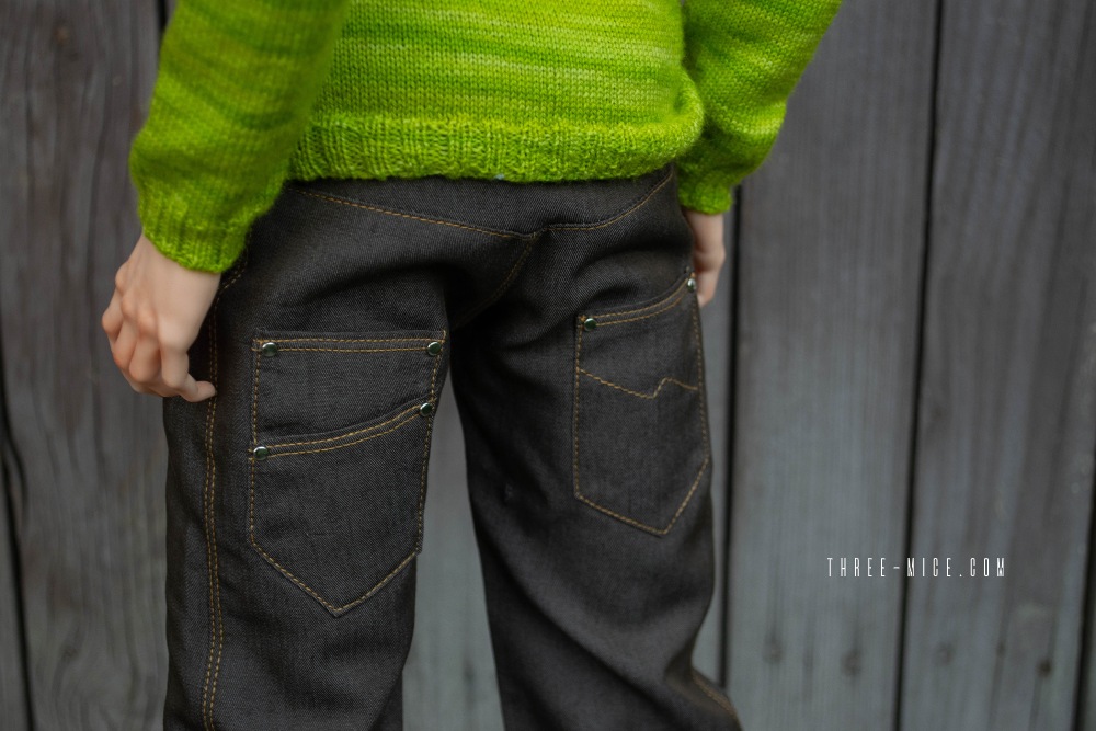 Loose fitting jeans for Pygmalion Teia 71, BJD