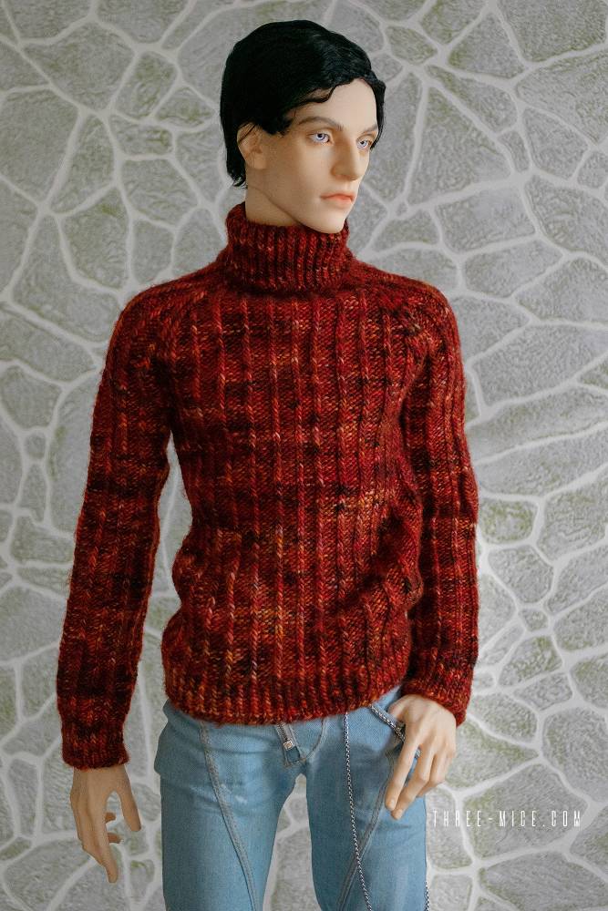 Handknitted red sweater for LLT Ballerino and fifth motif venitu