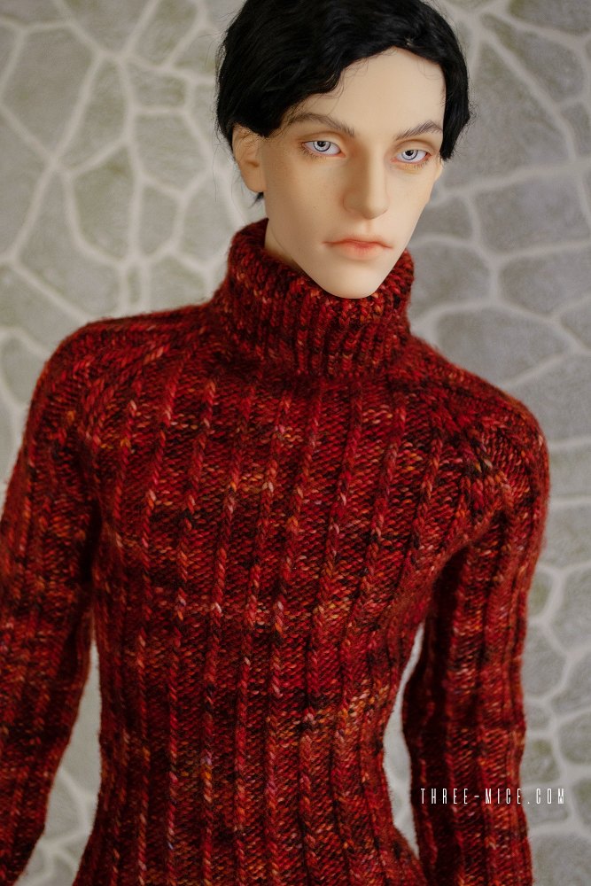 Handknitted sweater for LLT Ballerino